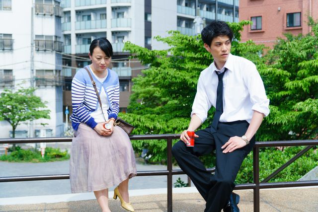 青木玄徳＆逢沢りなのキスシーン！『闇金ドッグス7』場面写真（6枚目）