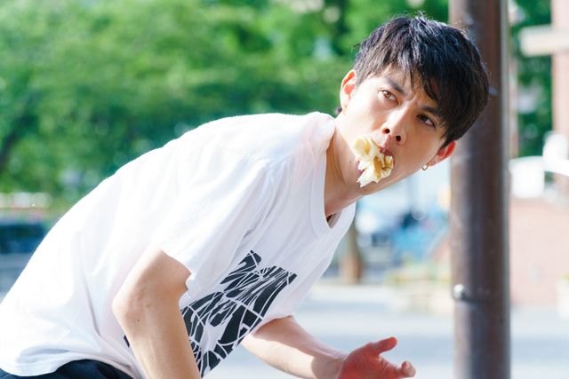 青木玄徳＆逢沢りなのキスシーン！『闇金ドッグス7』場面写真（7枚目）