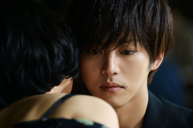 松坂桃李が体当たりの演技！石田衣良『娼年』場面写真：フォトギャラリー