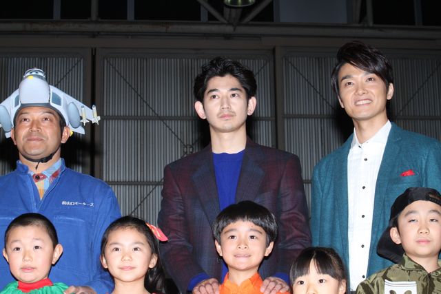 瑛太が井上芳雄に公開謝罪！映画『プレーンズ』ジャパンプレミア（12枚目）