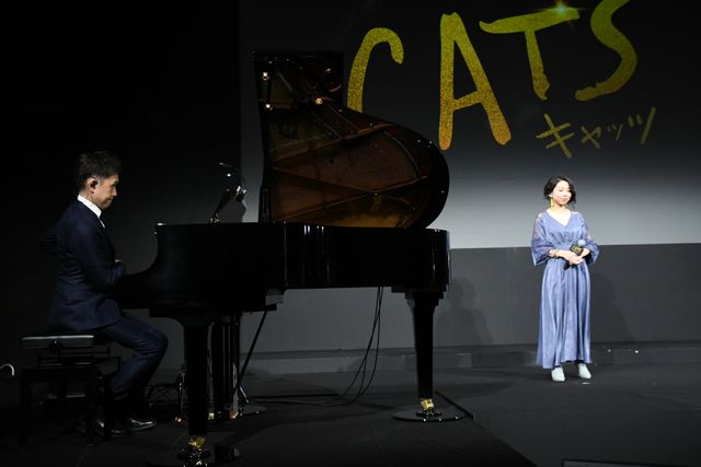 歌手・高橋あず美、『キャッツ』名曲を生披露！（11枚目）