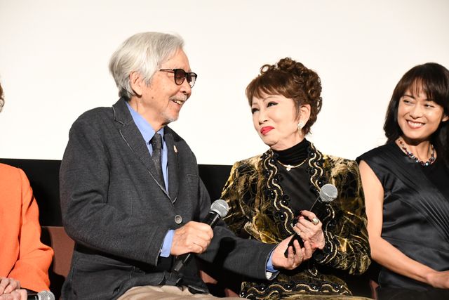 寅さんファミリー勢ぞろい！『男はつらいよ　お帰り　寅さん』公開記念舞台あいさつ（48枚目）