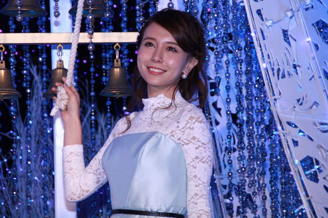 シンデレラ風ドレスを着こなしたMay J.フォトギャラリー（5枚目）