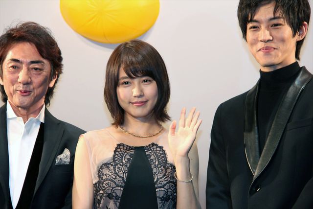 有村架純、大胆背中見せの大人ドレス！『くるみ割り人形』ワールドプレミアイベントフォトギャラリー（25枚目）