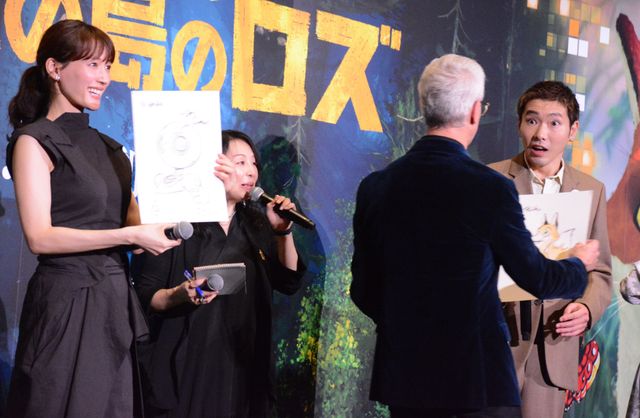 綾瀬はるか、柄本佑、鈴木福らクリス・サンダース監督と登壇！『野生の島のロズ』日本語吹替版完成披露（10枚目）