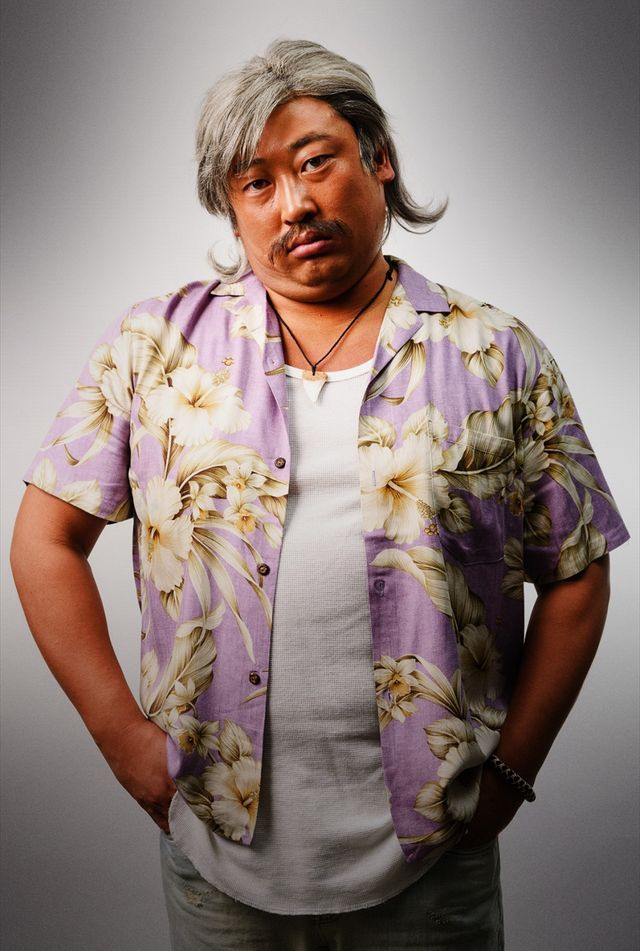 【20枚】これ全部ロバート秋山…ドラマ「黒い十人の秋山」で演じ分ける容疑者10人（16枚目）