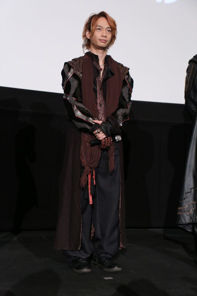 衣装も新しく！『牙狼<GARO> 神ノ牙-KAMINOKIBA-』初日舞台あいさつフォトギャラリー（4枚目）