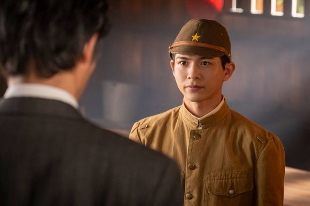 「めおと日和」迫り来る戦争の影…瀧昌（本田響矢）が「共犯になろ…」＜第2話場面写真＞（10枚目）