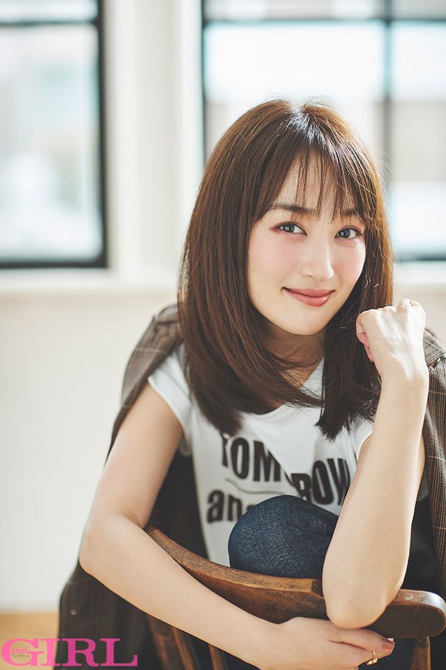 美しい！高梨臨、イメチェンで印象ガラリ「andGIRL」11月号（3枚目）