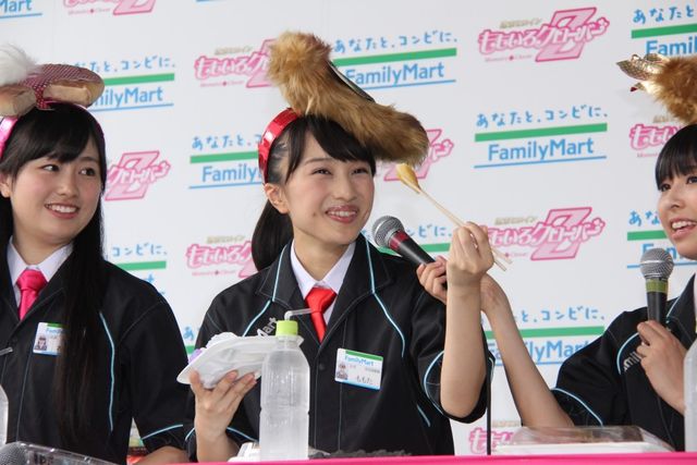 お弁当の具をモチーフにしたカチューシャがインパクト大！ ももクロ写真ギャラリー（16枚目）