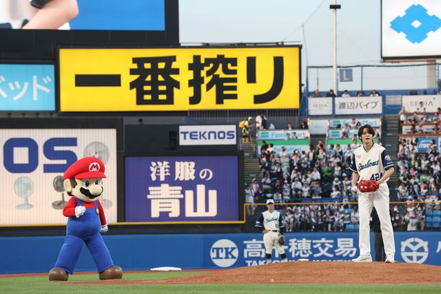 マリオ声優・宮野真守、ノーバン投球に歓声！『ザ・スーパーマリオギャラクシー・ムービー』ナイター始球式（6枚目）