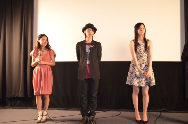 イケメン俳優・高杉真宙が決めポーズ！初日舞台あいさつフォトギャラリー（4枚目）