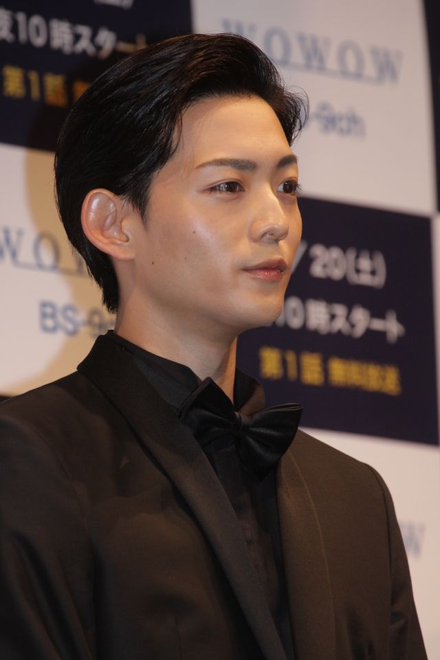 高岡早紀が肩出しドレスで登場！「連続ドラマW 賢者の愛」完成披露試写会フォトギャラリー（4枚目）