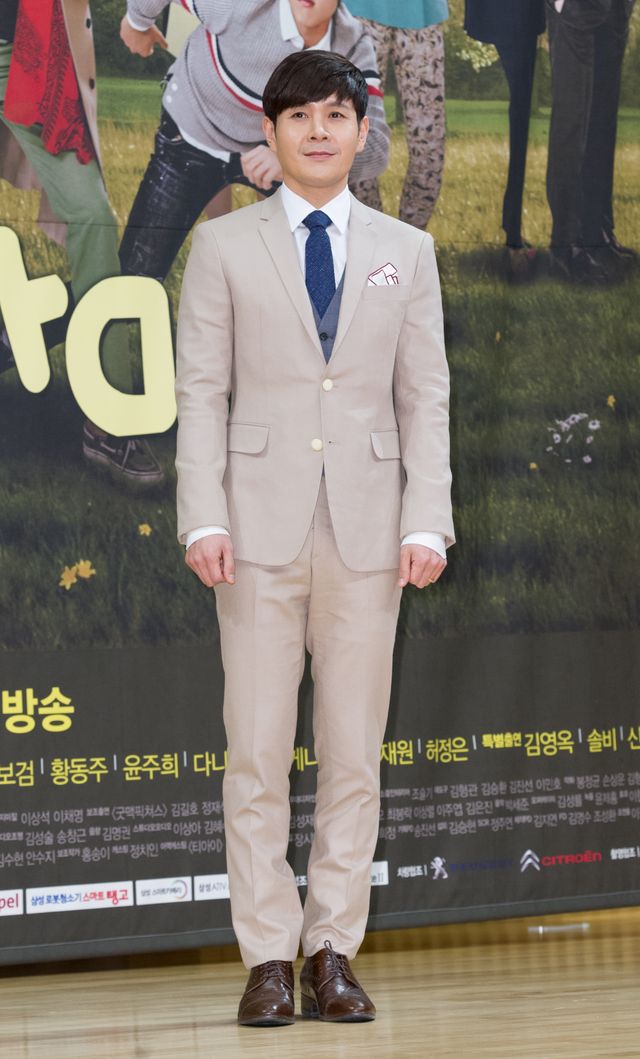 「ワンダフルママ」チョン・ギョウン、イケメンの根拠はすぐに収入を両親に渡すこと＜韓国JPICTURES＞（6枚目）