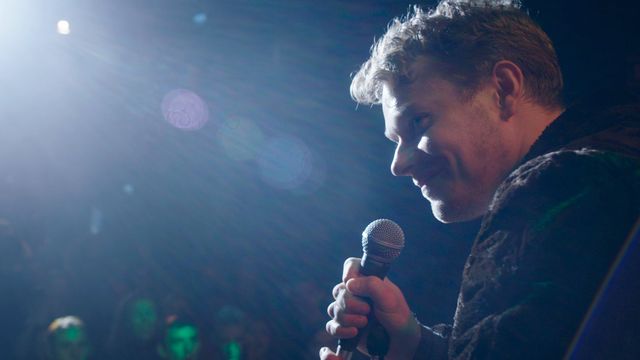 ビーニー・フェルドスタイン主演『ビルド・ア・ガール』場面写真（6枚目）