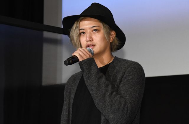 仮面ライダーディケイド・井上正大、映画祭に通りすがる！アギト・賀集利樹と決めポーズ披露：フォトギャラリー