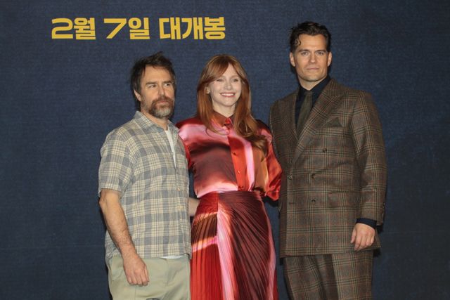 ヘンリー・カヴィル、指ハートの破壊力！『アーガイル』ブライス・ダラス・ハワード＆サム・ロックウェルと韓国で記者会見（26枚目）