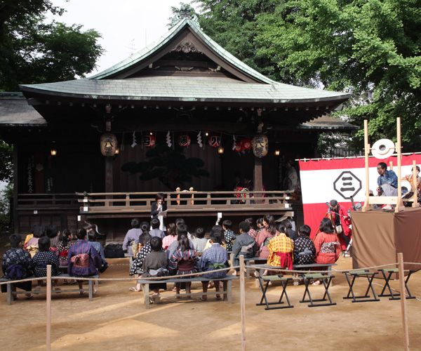 滝田洋二郎監督が金環日食を観察！映画『天地明察』のヒット祈願イベントフォトギャラリー（2枚目）