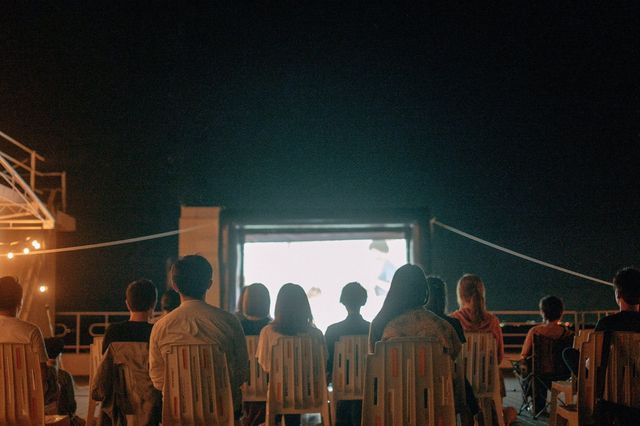 銭湯のあとに映画を楽しめる！「野外映画×銭湯　－秋夜のデジタルデトックス体験－」（4枚目）