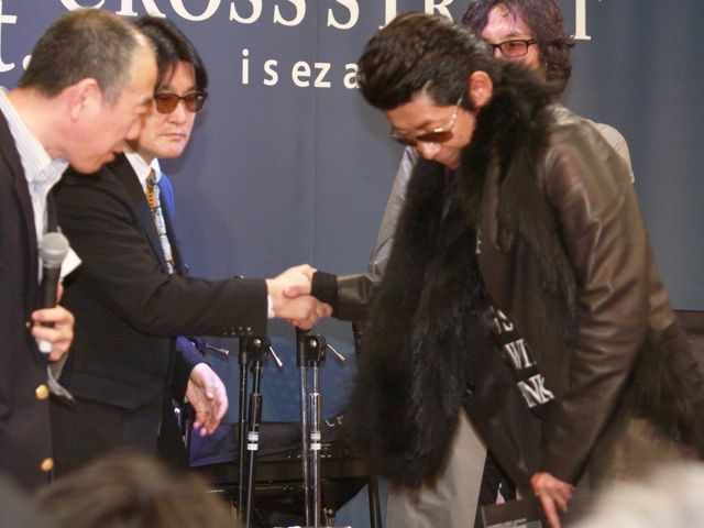 濱マイクとスペードのジョー、横浜に凱旋!!　続編に意欲も!!　画像ギャラリー（2枚目）