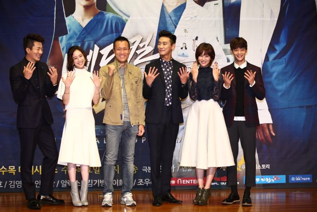 SHINeeミンホも登場！「メディカルトップチーム」製作発表会フォトギャラリー：フォトギャラリー