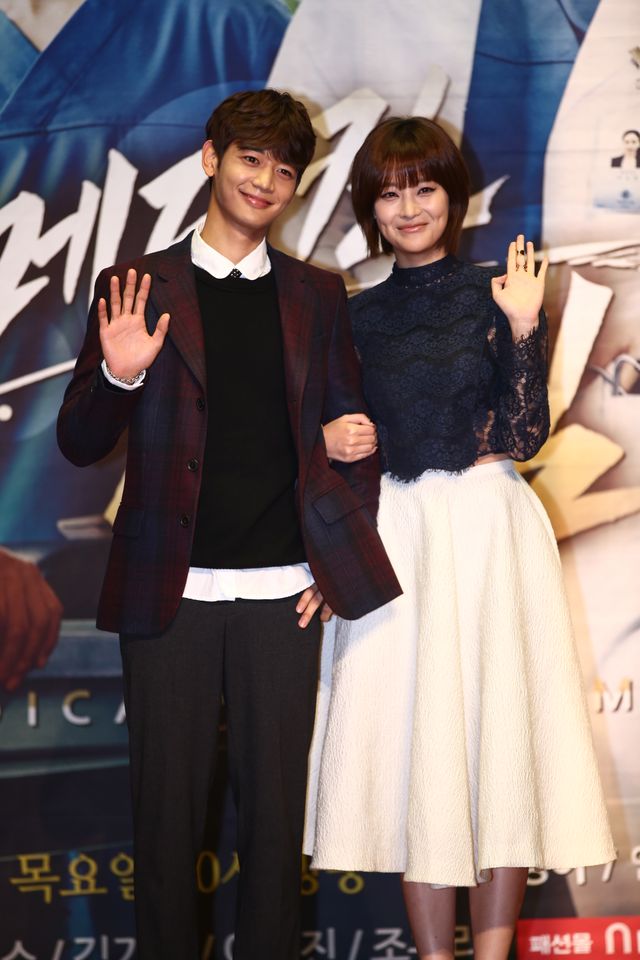 SHINeeミンホも登場！「メディカルトップチーム」製作発表会フォトギャラリー（5枚目）