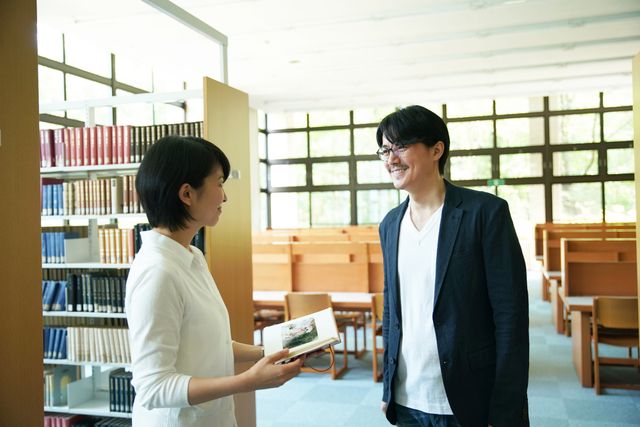 福山雅治の目線の先には…『ラストレター』場面カット＜全11枚＞（3枚目）