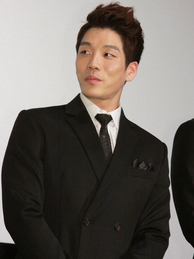 映画『Beyond the ONEDAY ～Story of 2PM & 2AM～』初日舞台あいさつフォトギャラリー（5枚目）