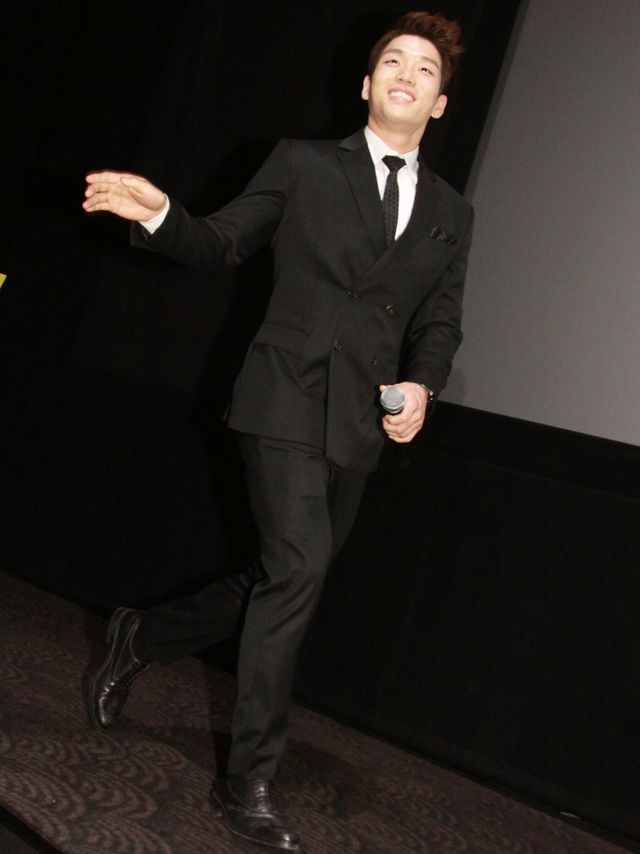 映画『Beyond the ONEDAY ～Story of 2PM & 2AM～』初日舞台あいさつフォトギャラリー（7枚目）