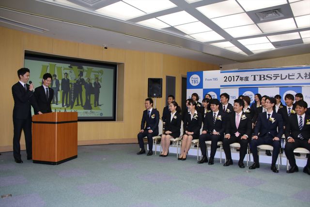 長谷川博己＆岡田将生、究極の美男子コンビ現る（5枚目）