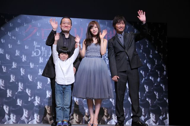 前田敦子、サプライズにビックリでホラー主演女優らしからぬ告白「怖いの苦手なんです」　画像ギャラリー（8枚目）