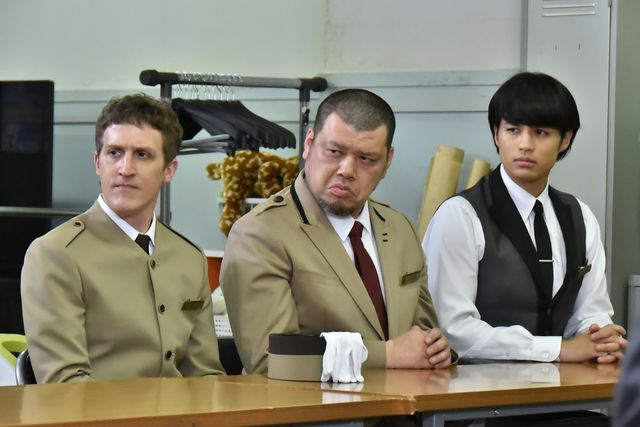 「崖っぷちホテル」第9話、新場面写真！岩田剛典のタキシード姿も（5枚目）