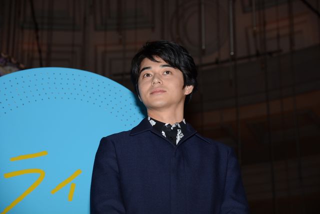 東出昌大、「サンタさんの格好で待ちたい！」クリスマスのデートプランを告白　画像ギャラリー：フォトギャラリー