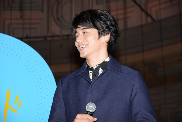 東出昌大、「サンタさんの格好で待ちたい！」クリスマスのデートプランを告白　画像ギャラリー（10枚目）