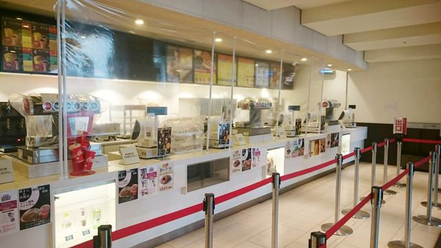 感染拡大防止策を強化した「チネチッタ」館内の様子（6枚目）