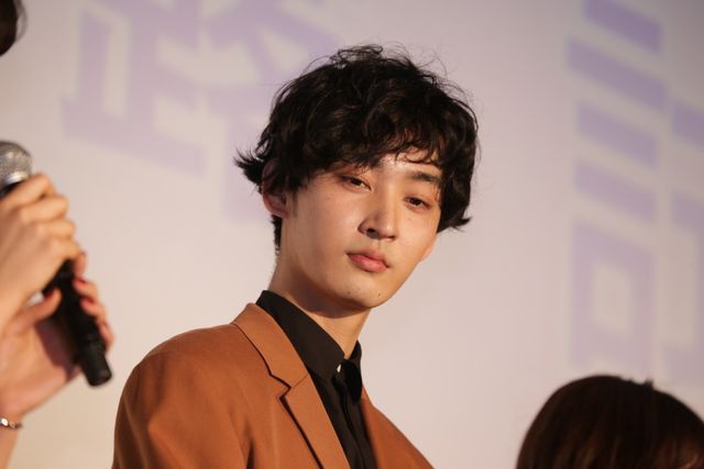 キャッキャする若者に対し、仲間に入れてと言えなかったという戸次重幸『一週間フレンズ。』完成披露試写会フォトギャラリー（2枚目）