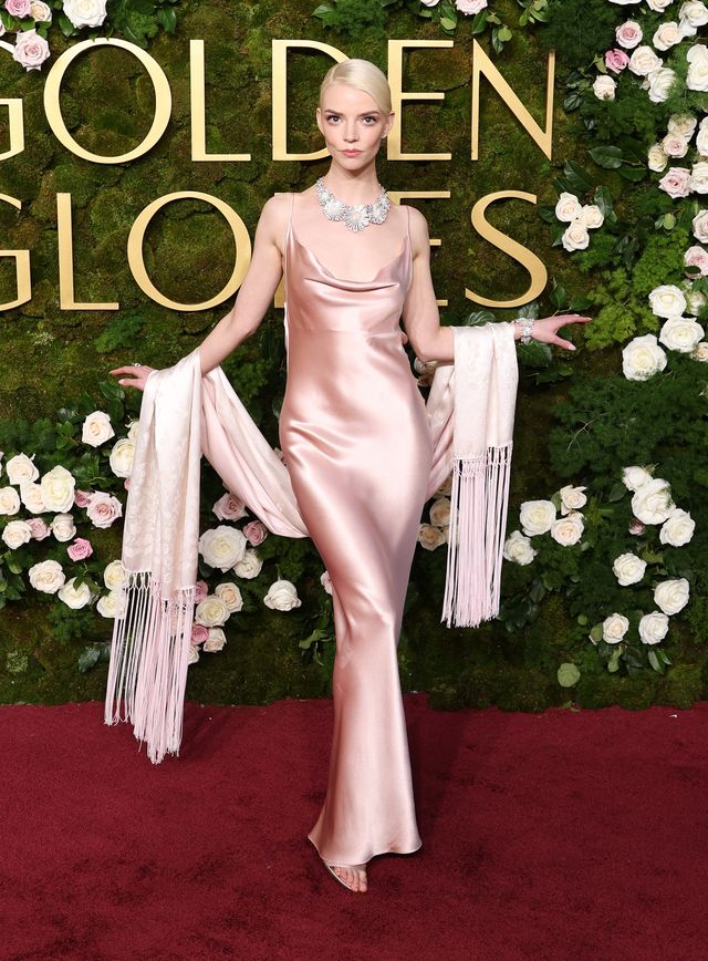 第82回ゴールデン・グローブ賞授賞式でのアニャ・テイラー＝ジョイ：フォトギャラリー