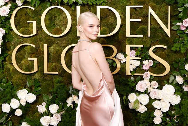 第82回ゴールデン・グローブ賞授賞式でのアニャ・テイラー＝ジョイ（4枚目）