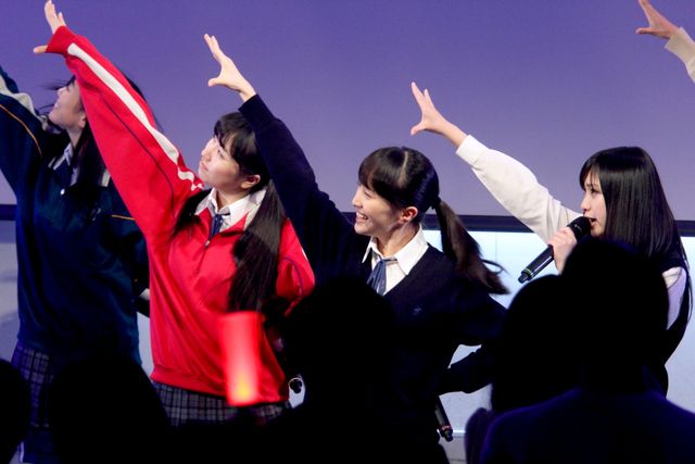 ももクロ、武蔵美でキャンパスライフを満喫！フォトギャラリー（2枚目）