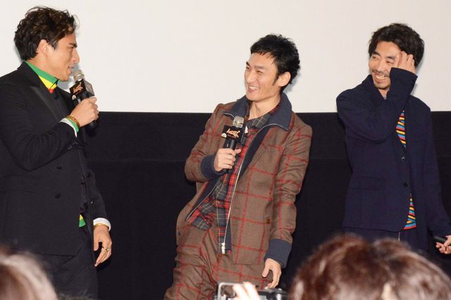 草なぎ剛が登場！『ムタフカズ』完成披露イベント：フォトギャラリー