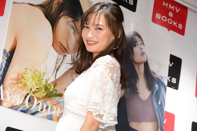 夏はくびれと腹筋を強化！“女神級”美女・大政絢【14枚】（6枚目）