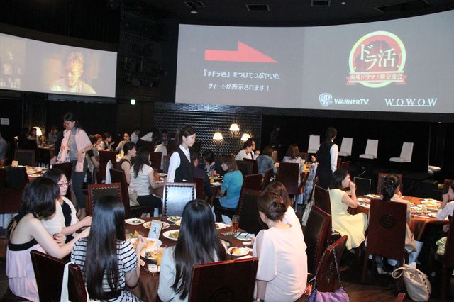 人気声優・坂本真綾、ビール片手にごあいさつ！フォトギャラリー：フォトギャラリー