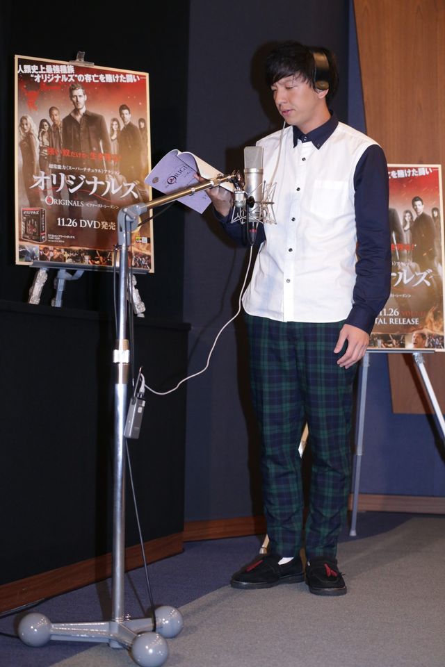 一生懸命な横顔！パンサー向井の公開アフレコ風景フォトギャラリー（3枚目）