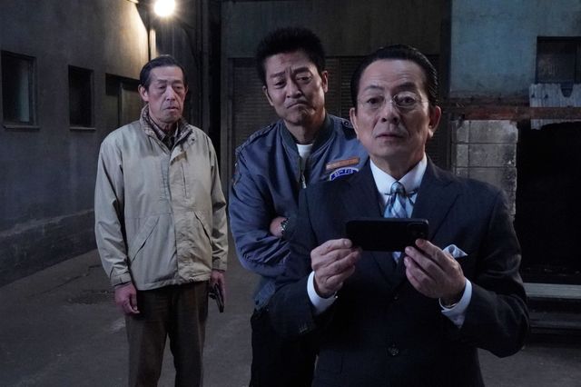 右京さん、斧を構え戦闘体勢！「相棒 season24」第11話場面写真（10枚目）