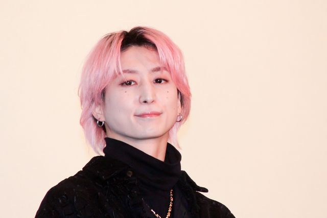 土屋太鳳＆佐久間大介、黒コーデで登場！『マッチング』大ヒット御礼舞台挨拶（2枚目）