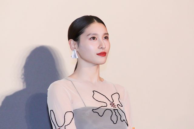 土屋太鳳＆佐久間大介、黒コーデで登場！『マッチング』大ヒット御礼舞台挨拶（6枚目）