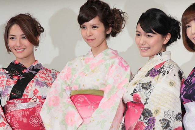 川村ゆきえ、紗綾…グラドルたちが浴衣で魅了！フォトギャラリー（12枚目）