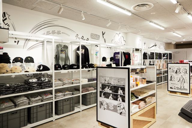 限定99体、黄金のアイアンマン！「MARVEL STORE by SMALL PLANET」グッズ画像＆店内の様子（3枚目）