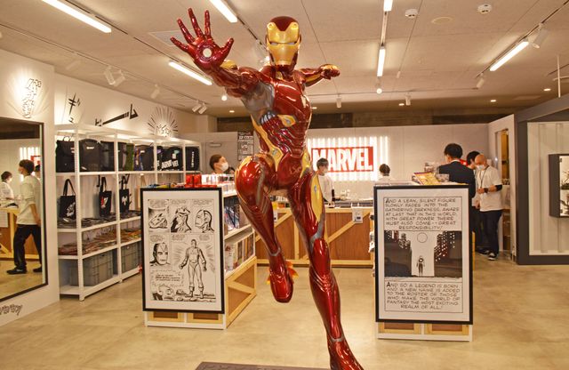 限定99体、黄金のアイアンマン！「MARVEL STORE by SMALL PLANET」グッズ画像＆店内の様子（8枚目）