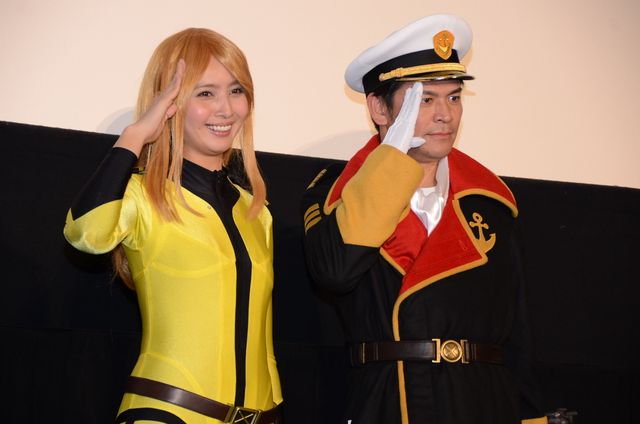 加藤夏希、セクシー森雪コスプレを披露！フォトギャラリー（9枚目）